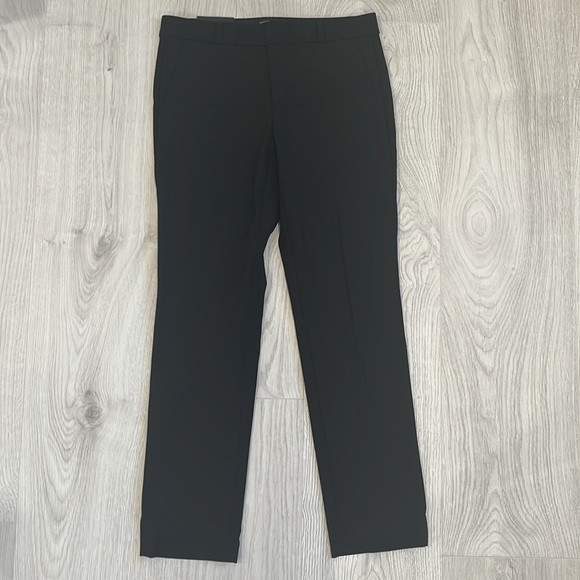 Banana Republic “Ryan” style pant.  Size 4. NWT - Picture 2 of 5